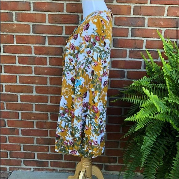 The Hanger Mustard Yellow Floral Tunic - Picture 2 of 5